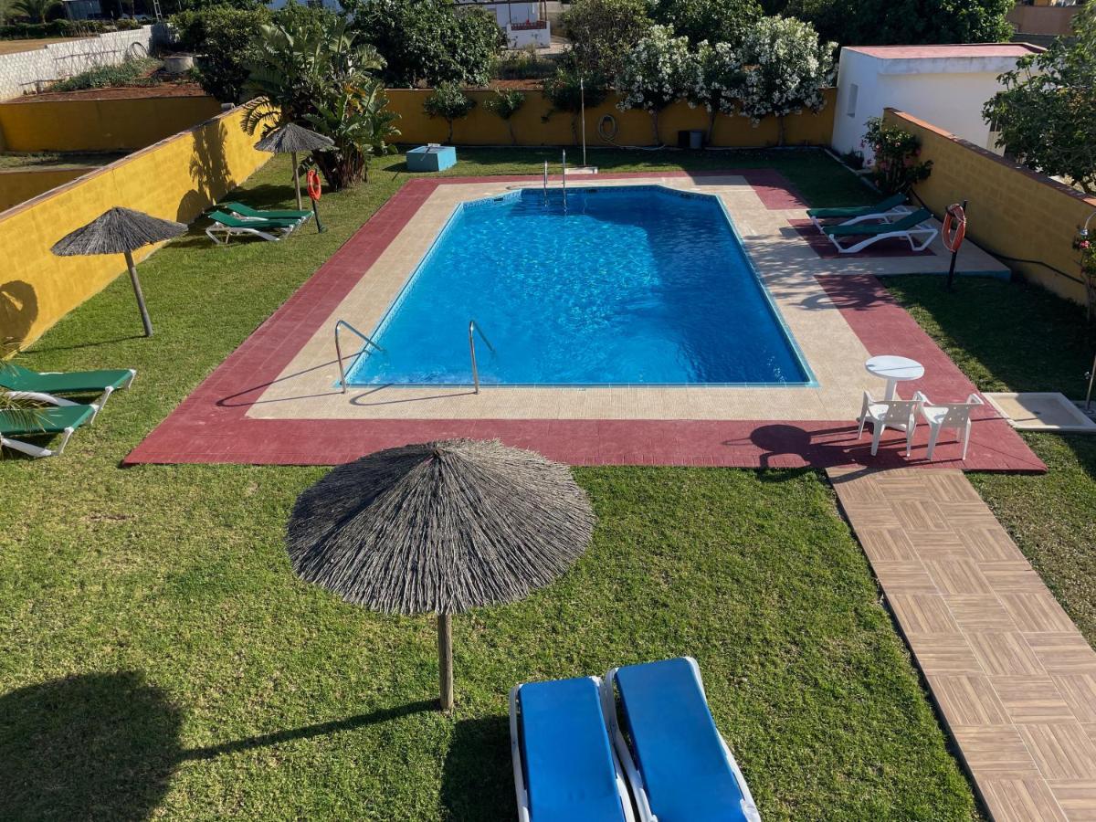 Hostal Del Faro Conil De La Frontera Exterior foto